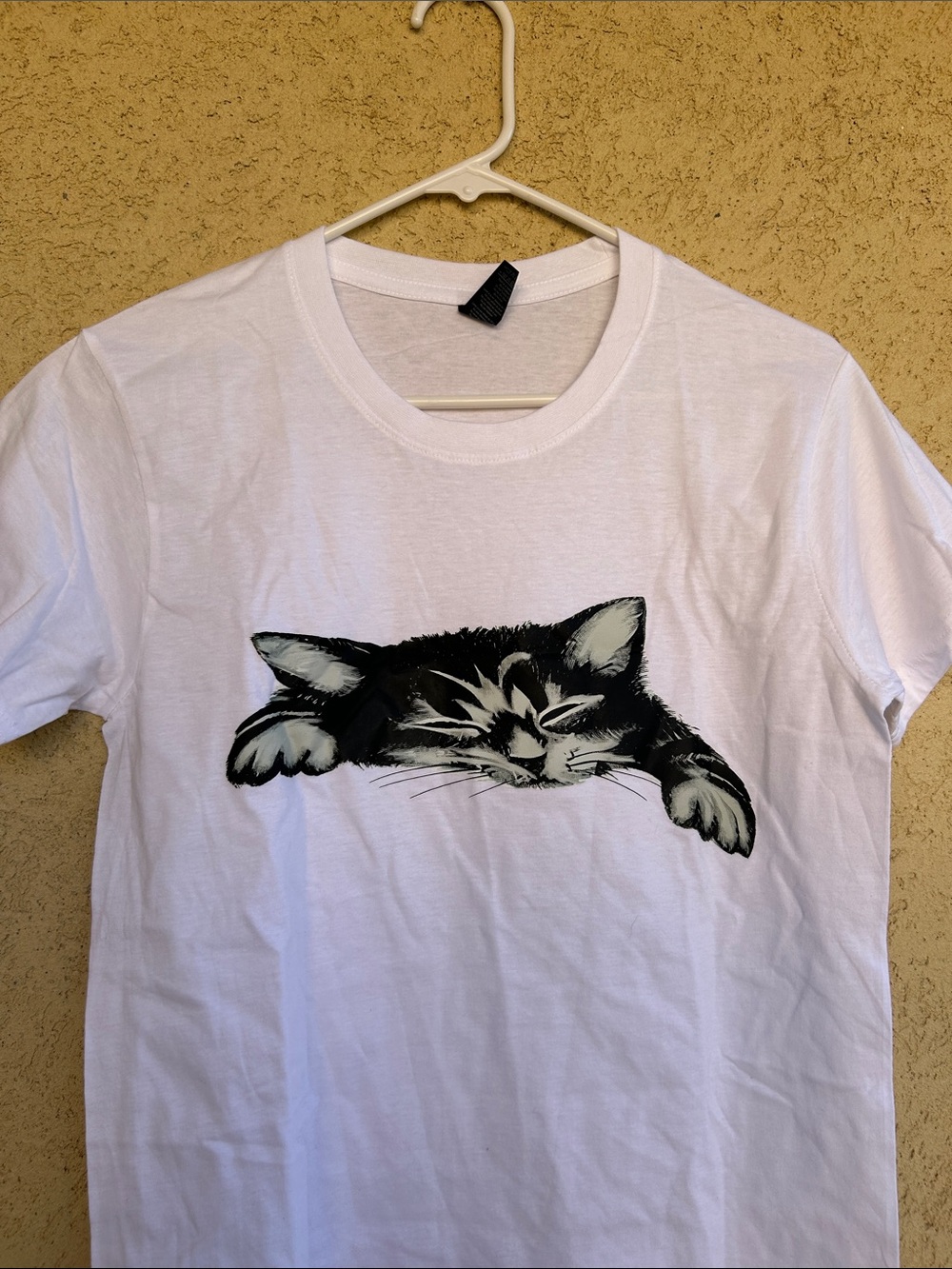 Y2K Sleeping Kitty Cat White Graphic Shirt Size Small NWOT - Picture 3 of 3